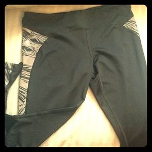 Black and grey Zumba dance leggings
